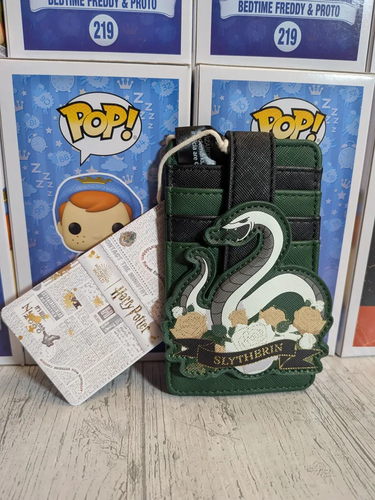 Loungefly Harry Potter – Slytherin House Tattoo Card Holder 🐍
