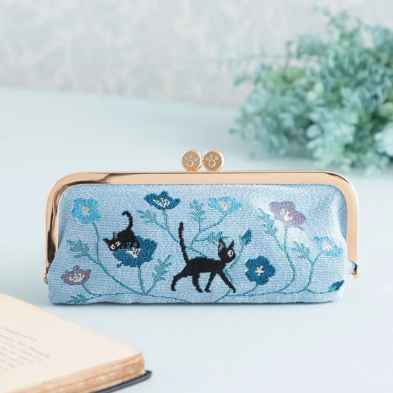 LA BOUTIQUE OFFICIELLE DES PRODUITS DÉRIVÉS DU STUDIO GHIBLI