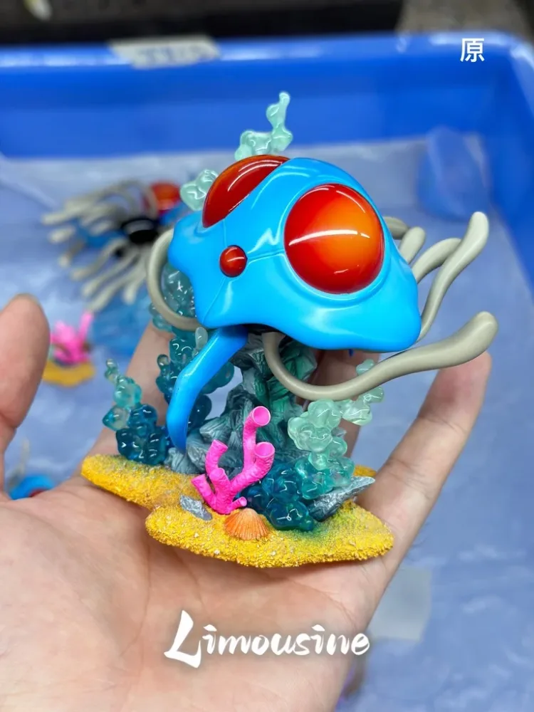 [PREORDER] 1/20 Scale World Figure [LIMOUSINE] – Tentacool & Tentacruel