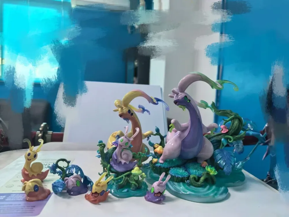 [PREORDER] 1/20 Scale World Figure [WU] – Goomy & Sliggoo & Goodra