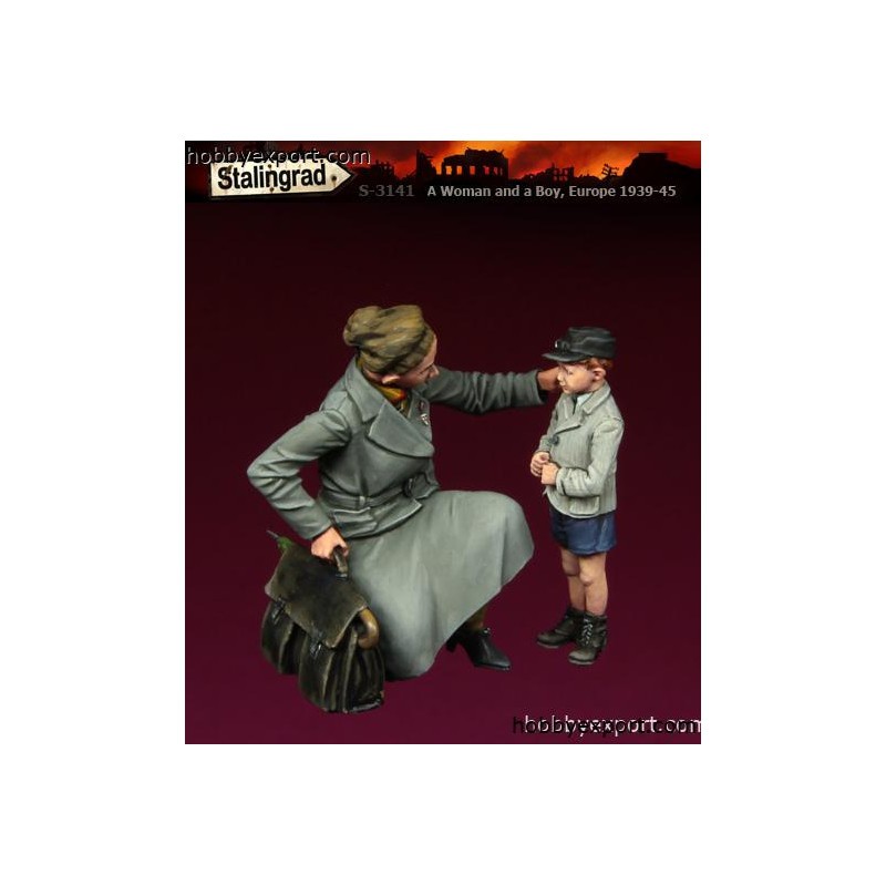 Figurines Une femme et un garçon, réfugiés 193945