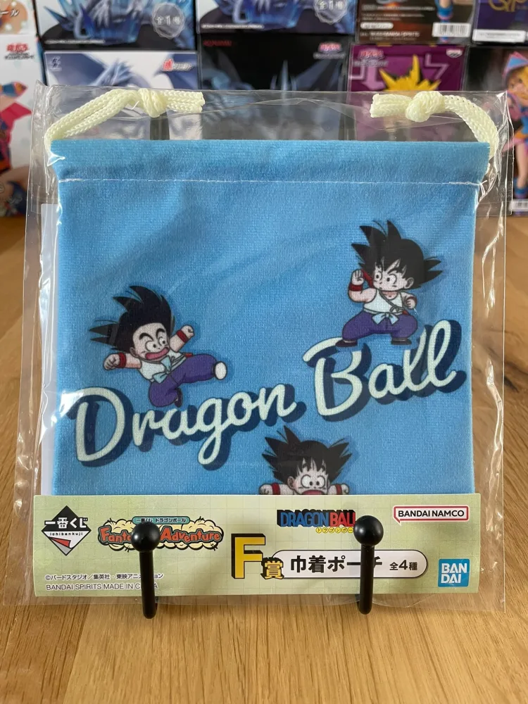 Ichiban Kuji Fantastic Adventure Lot F – Pochette à cordons Son Goku 15 cm – Dragon Ball