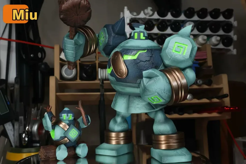 [PREORDER] 1/20 Scale World Figure [MIU] – Golett & Golurk