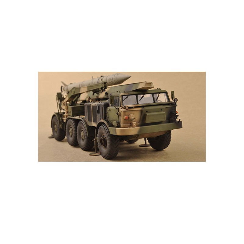 Maquette 9P113 TEL w/9M21 Rocket of 9K52 Luna-M Short