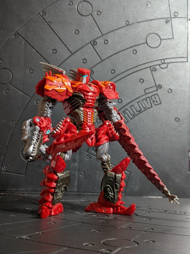 Deluxe Class : Scorn – Transformers Age of Extinction